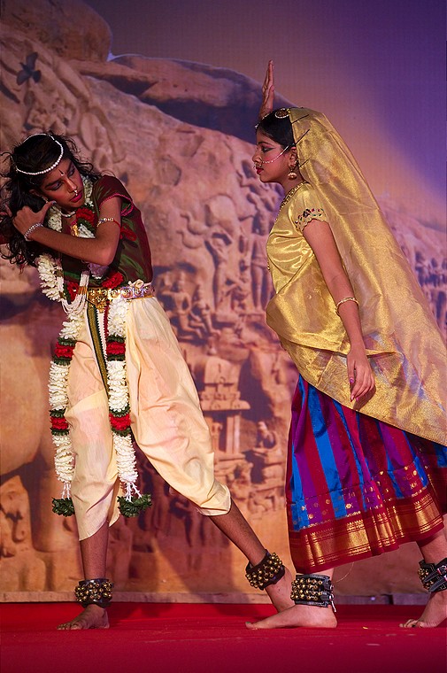 Sri Sai Kalamandir (Bharatnatyam) (Mamallapuram Dance Festival 2012 - Kuchipudi i nie tylko)
